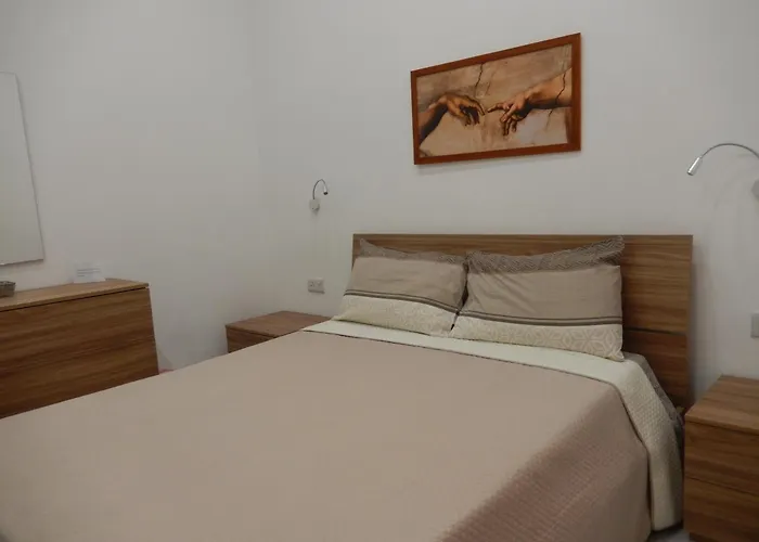79 Sam\'S Place, Valletta